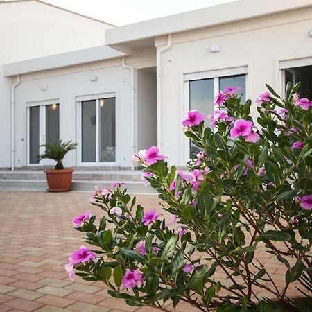 Edone Bed & Breakfast Maruggio Bagian luar foto