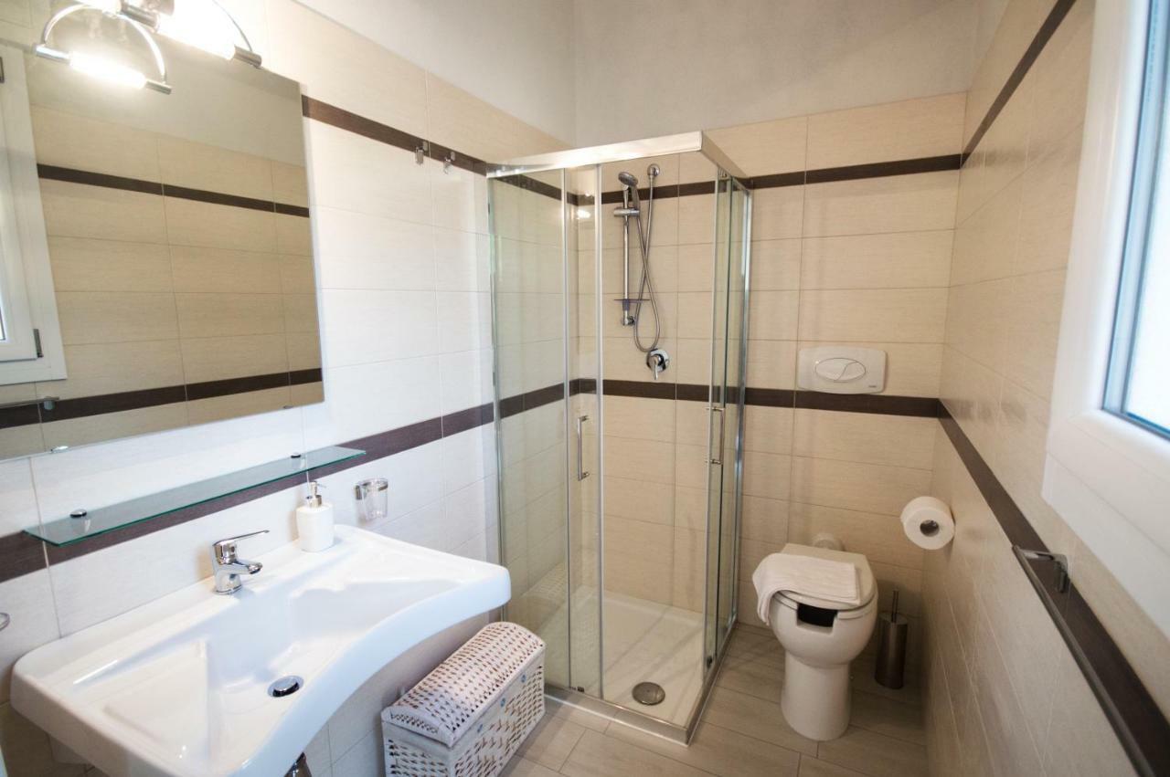 Edone Bed & Breakfast Maruggio Bagian luar foto