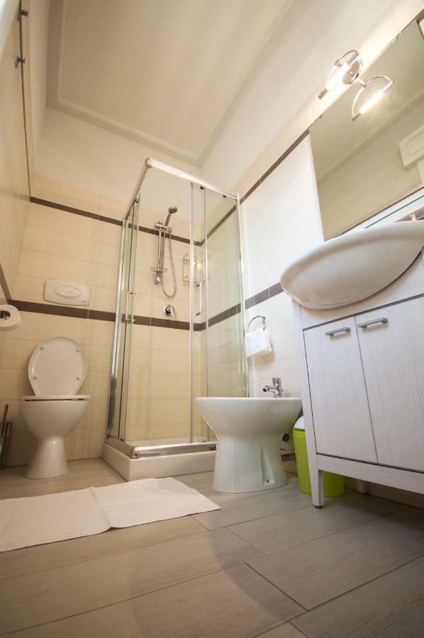 Edone Bed & Breakfast Maruggio Bagian luar foto